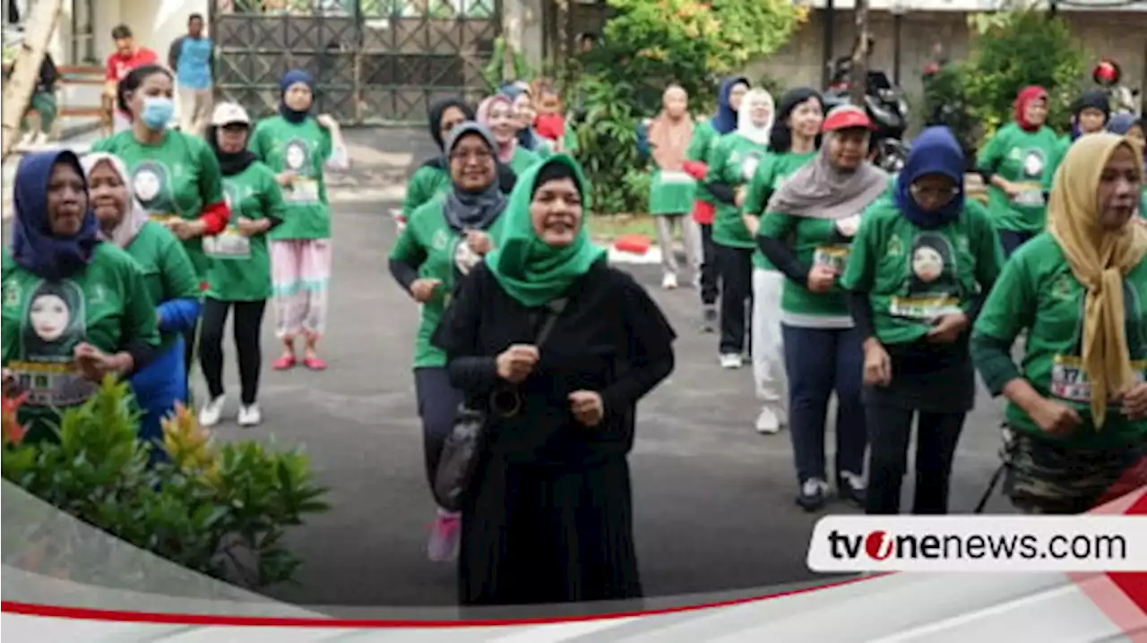 Perhatikan Aspek Ekonomi, Relawan Gelar Tebus Murah Sembako di Jakarta Selatan