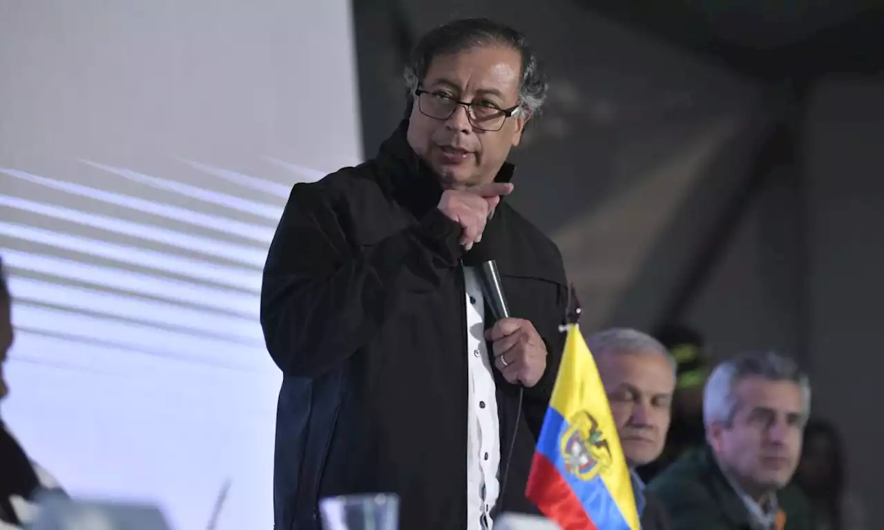 'Se alista golpe de Estado en Guatemala': Gustavo Petro tras allanamiento de tribunal