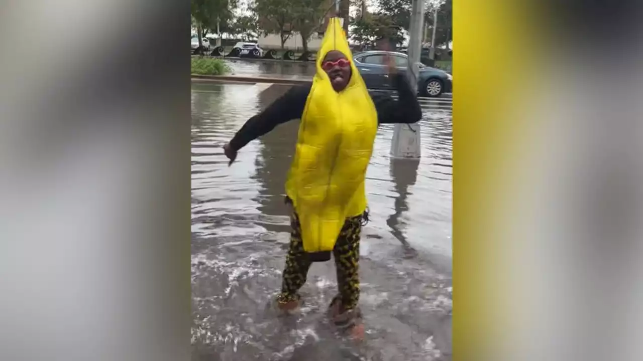 TikTok banana-dancing influencer cheers up New York during severe flooding: 'This made my day'