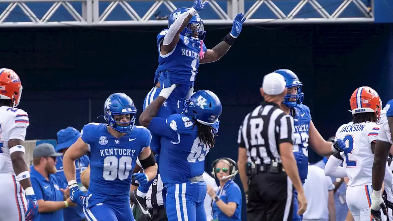 Kentucky's Ray Davis runs wild in 33-14 win over No. 22 Florida