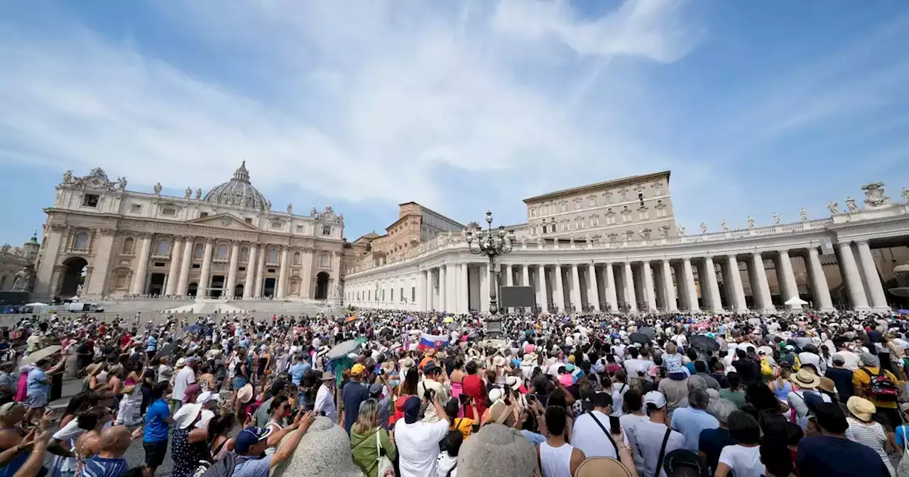 | El papa Francisco ordena 21 nuevos cardenales, entre ellos dos cordobeses | Política