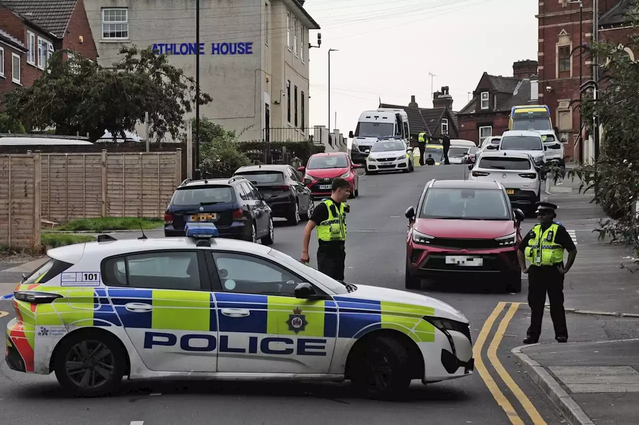 First pictures from scene as bomb squad called to Leeds street with homes evacuated