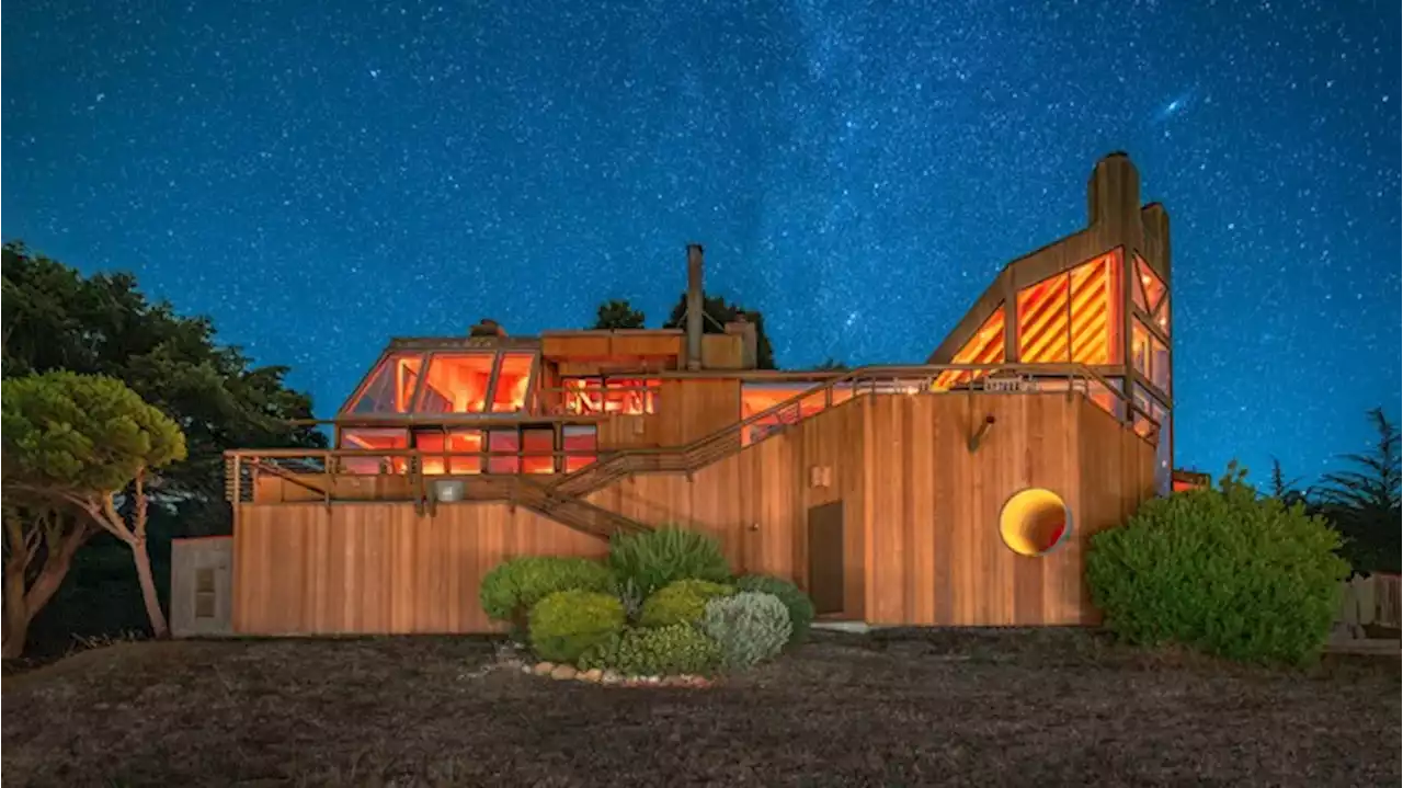 This Northern California Retreat Has a ‘Mystical Portal’ That Transmits the Sound of the Ocean