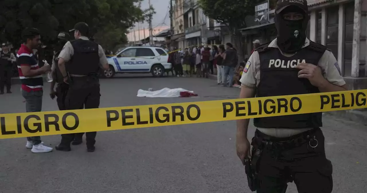 Ecuador: Despliegan operativos simultáneos en peligrosa ciudad y cárcel de Guayaquil