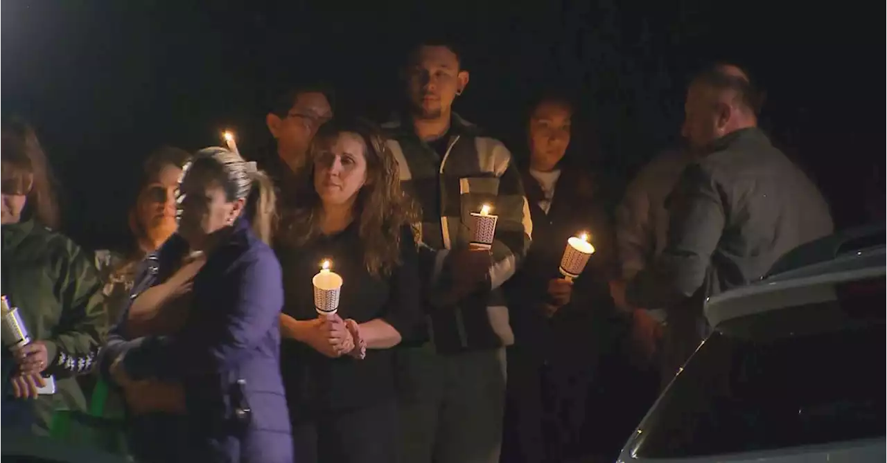 Candlelight vigil for siblings killed in Sydney crash