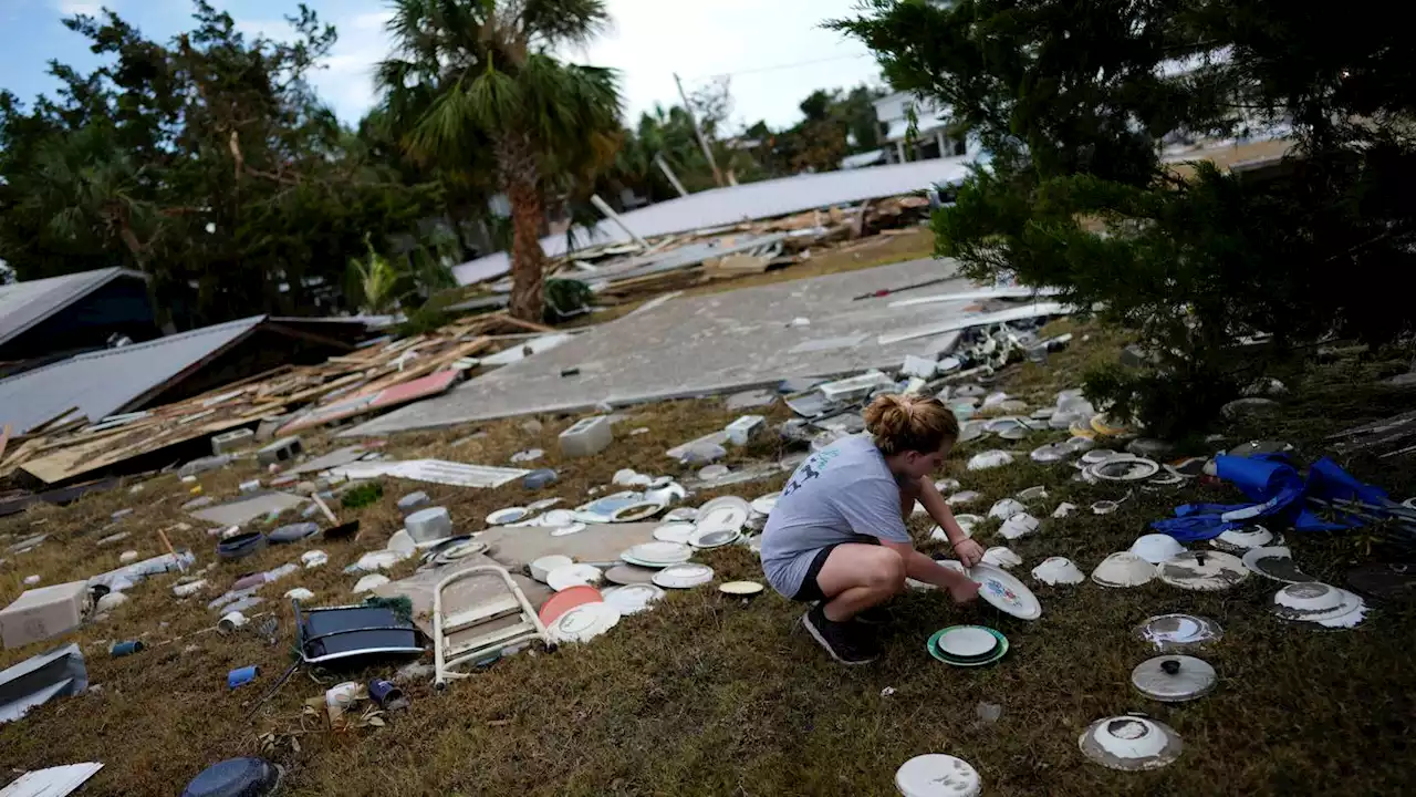 2 people charged with looting as residents worry about burglaries following Hurricane Idalia