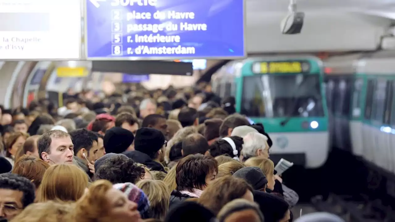 Transports en commun franciliens: Valérie Pécresse met un 'coup de pression' aux opérateurs pour la rentrée