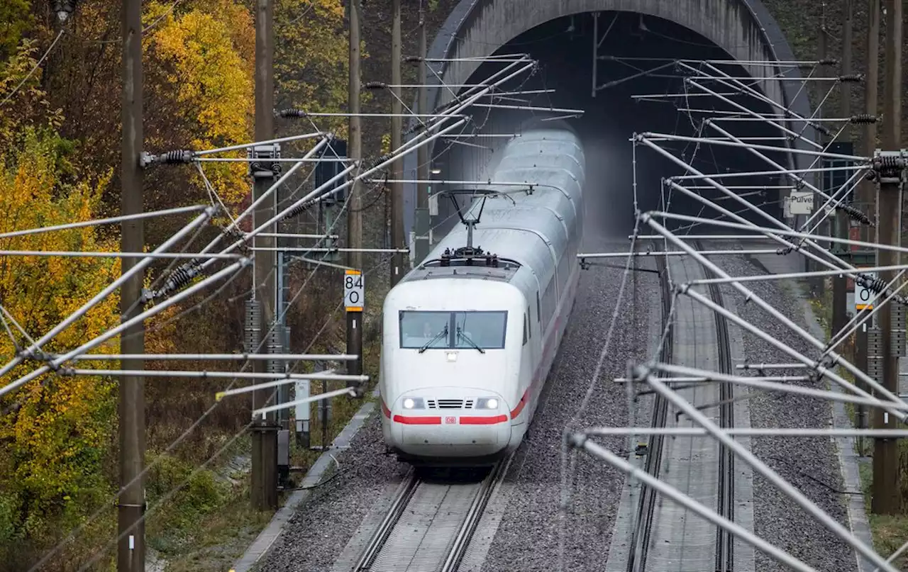 Bahn-Tunnel bleiben für Handy-Nutzer ein Problem