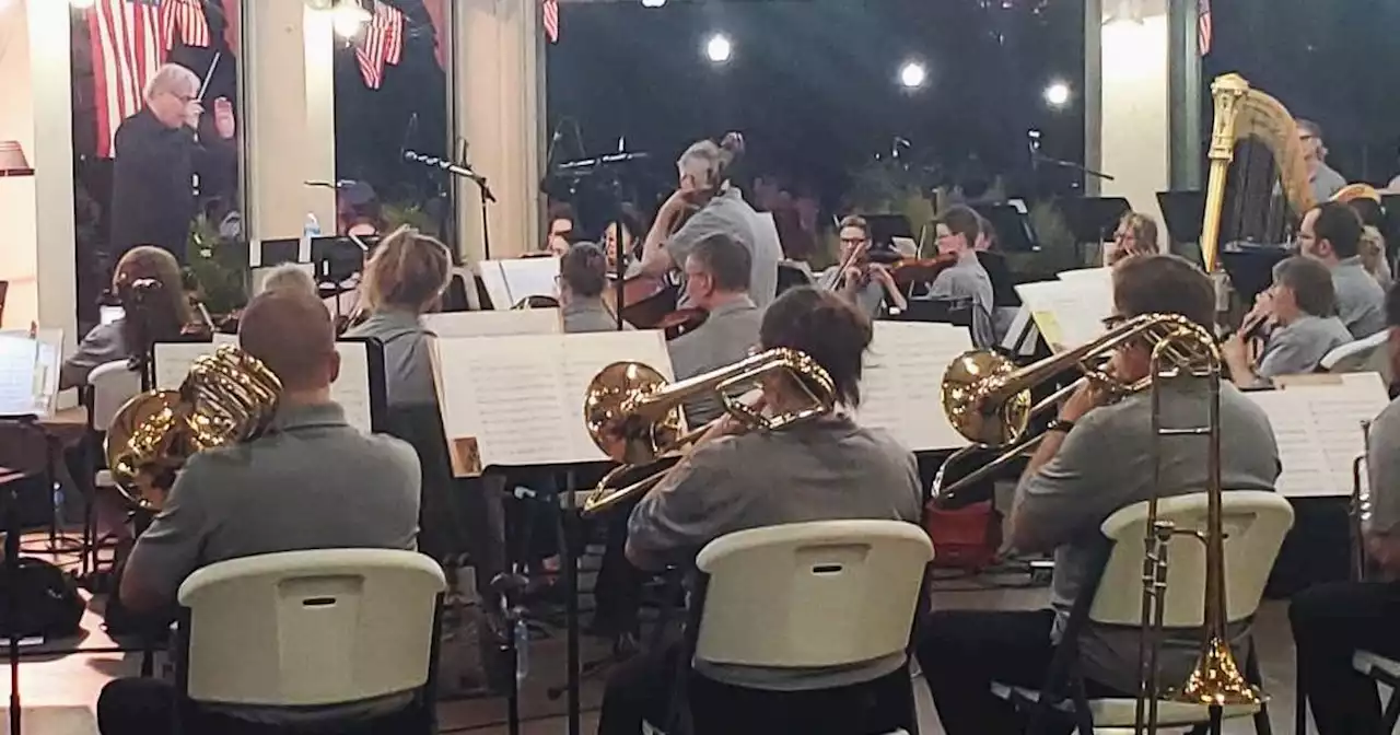 Big band, patriotic classics fill the air at Whiting Labor Day weekend concert