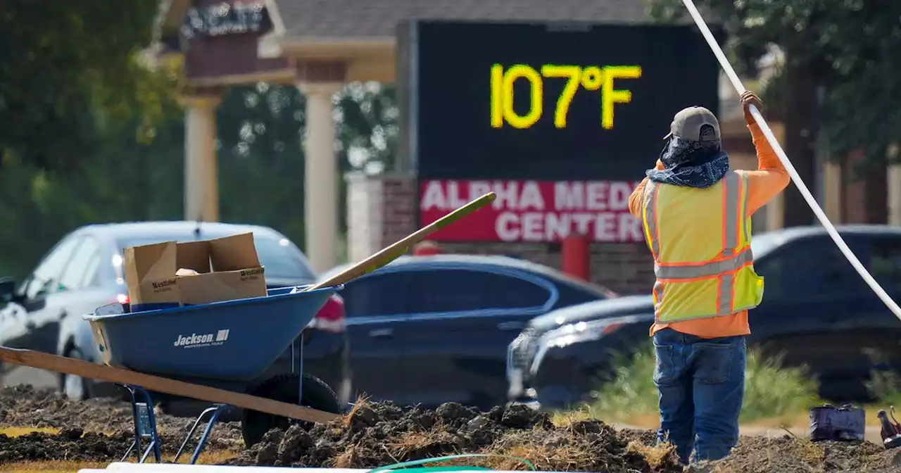 Quarter of Texas businesses say heat wave has hurt them