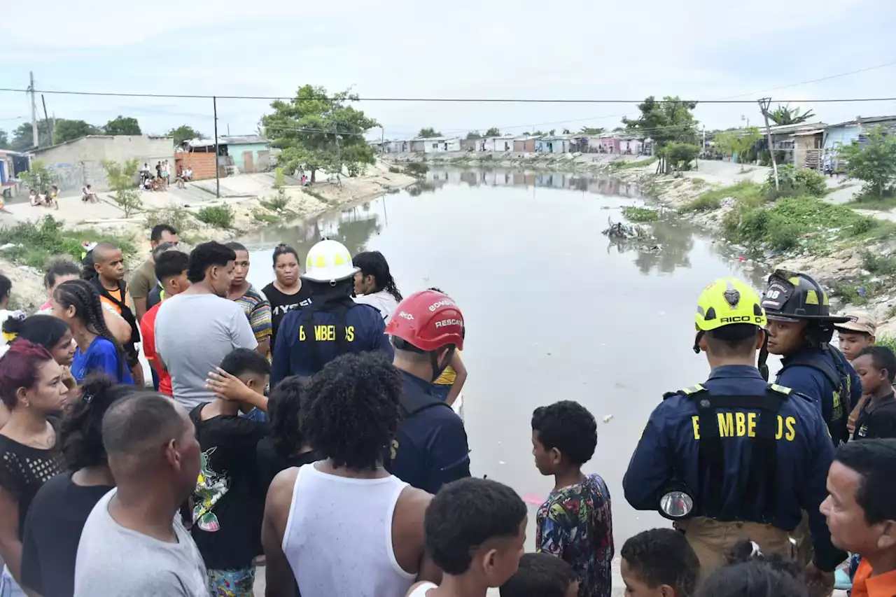 Suspenden búsqueda de dos personas arrastradas por arroyo Don Juan