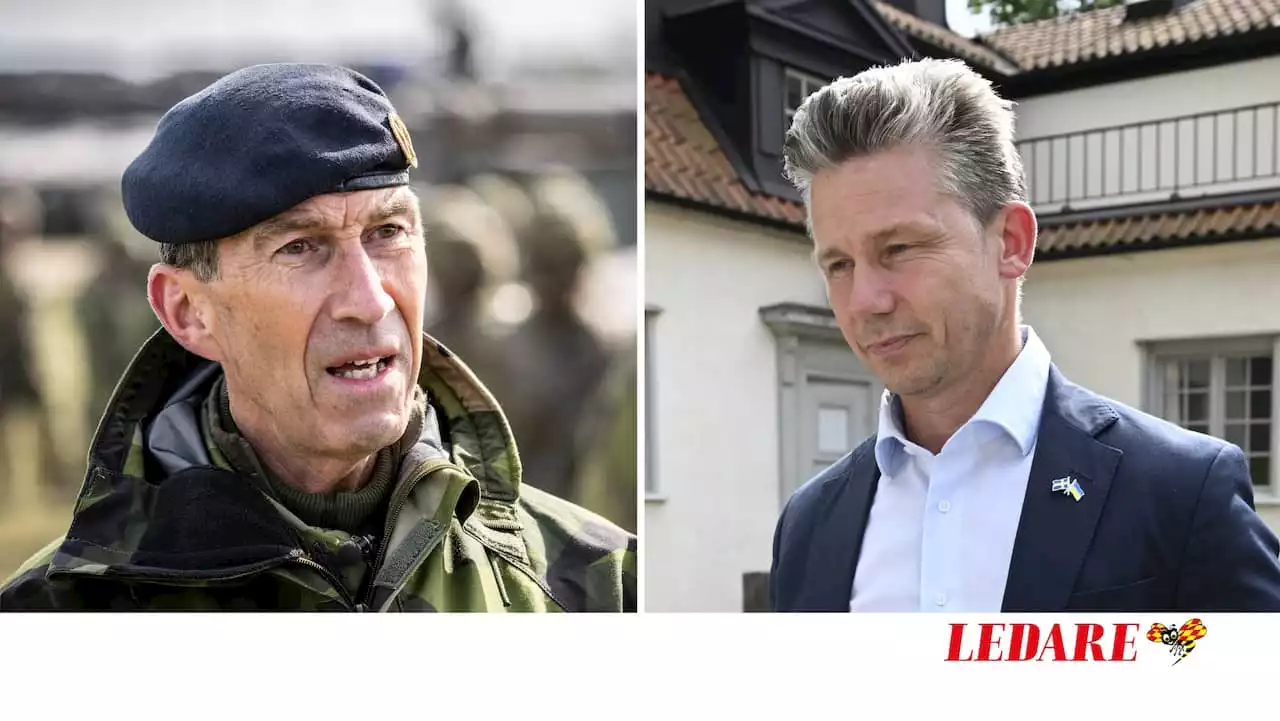 LEDARE: Försvarsministern måste ge ÖB en känga