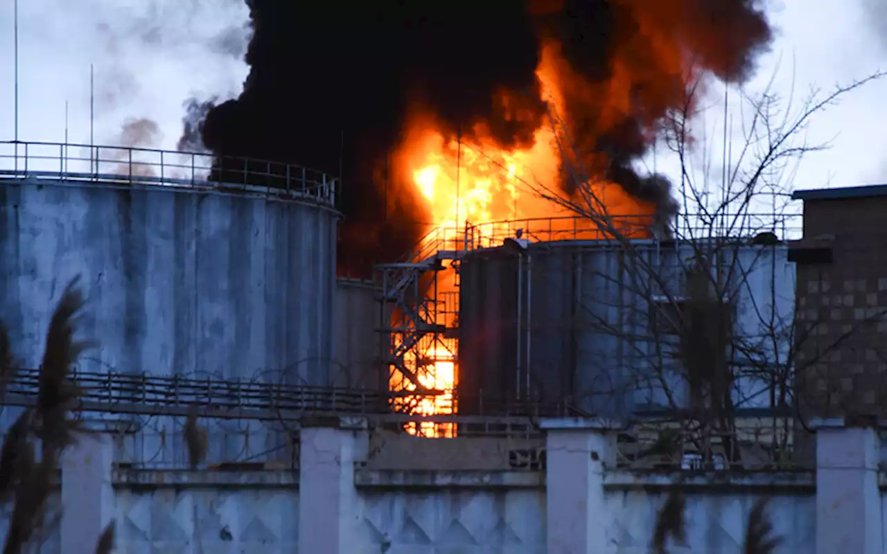 Wave of drones targets Odesa ahead of grain talks