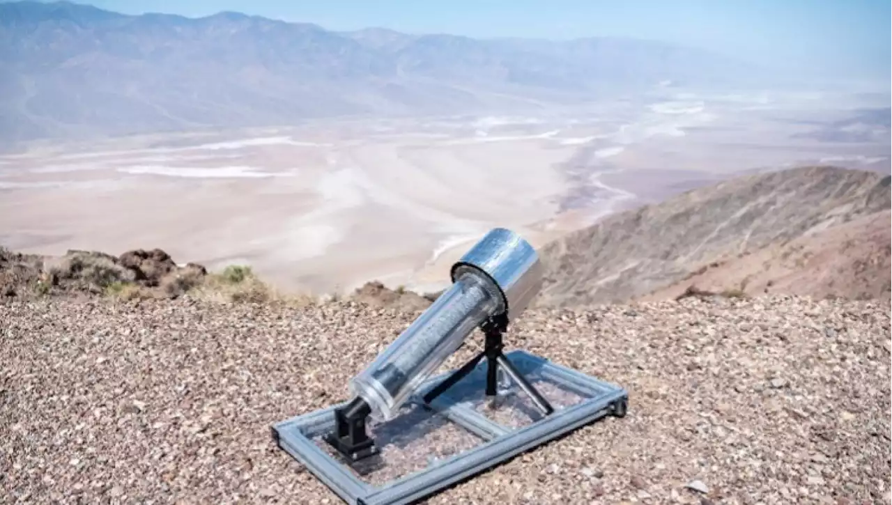 Come catturare acqua dall’aria: il sistema sperimentato nella Death Valley