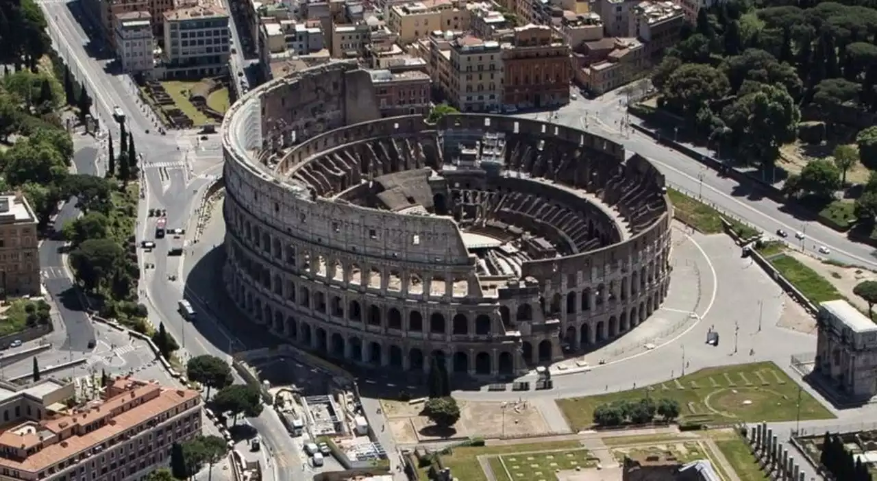 Sangiuliano: «Ancora un successo per #domenicalmuseo». Colosseo al top