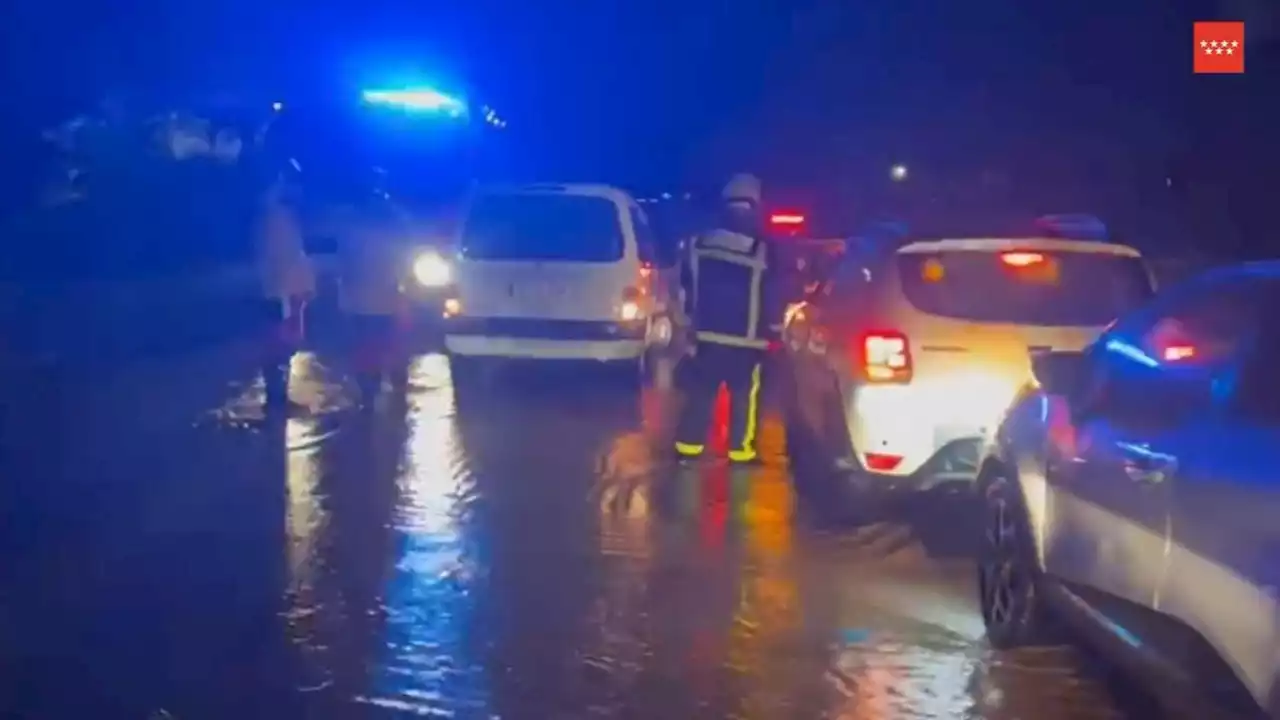 La DANA, en directo: El 112 atiende en Madrid más de 1.200 incidencias por la lluvia, entre ellos, muchos rescates