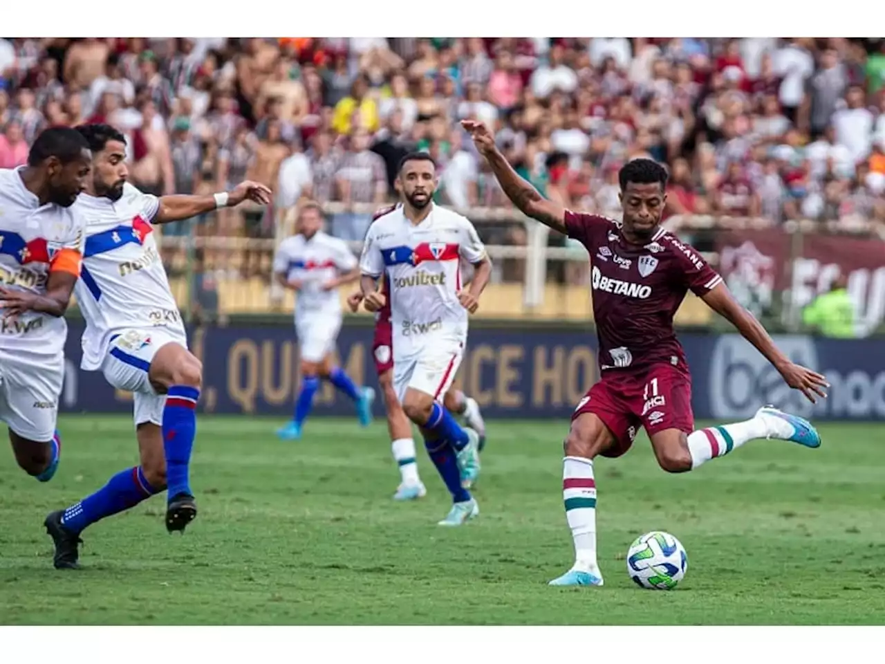 Fluminense marca nos acréscimos e vence o Fortaleza pelo Brasileirão; veja o resultado