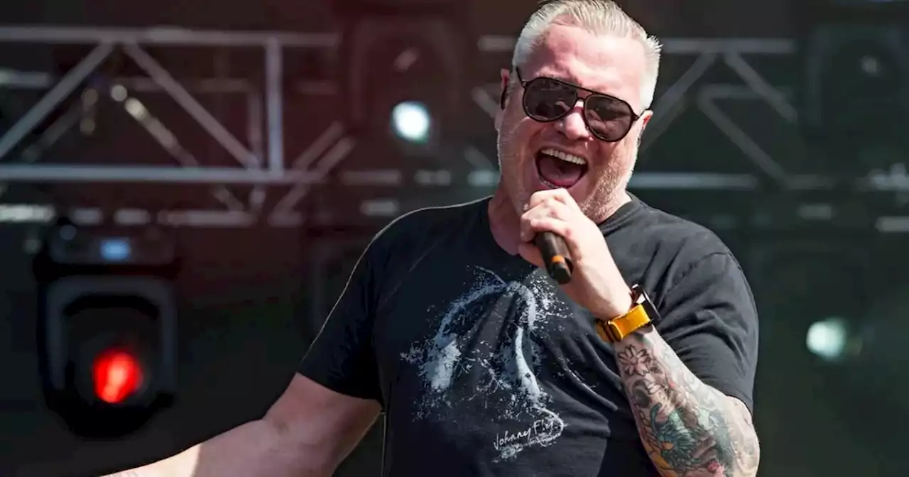 A los 56 años, murió Steve Harwell, el cantante de Smash Mouth | Mirá