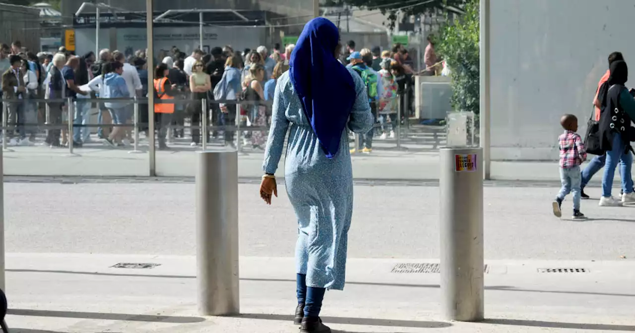 Le Conseil d’Etat examinera mardi l’interdiction de l’abaya à l’école