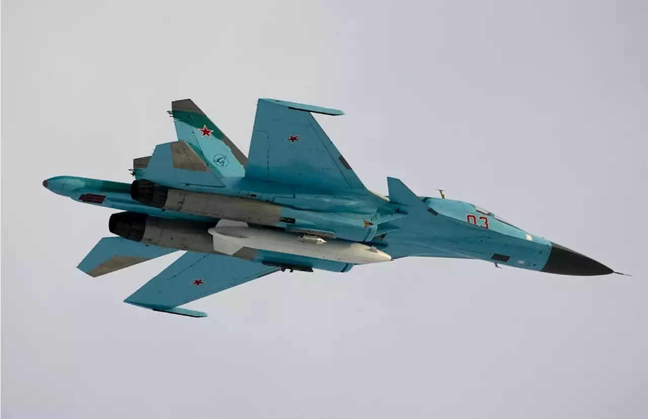 Russian Su-34 jet hits Ukraine with hypersonic 'Kinzhals' in war's first