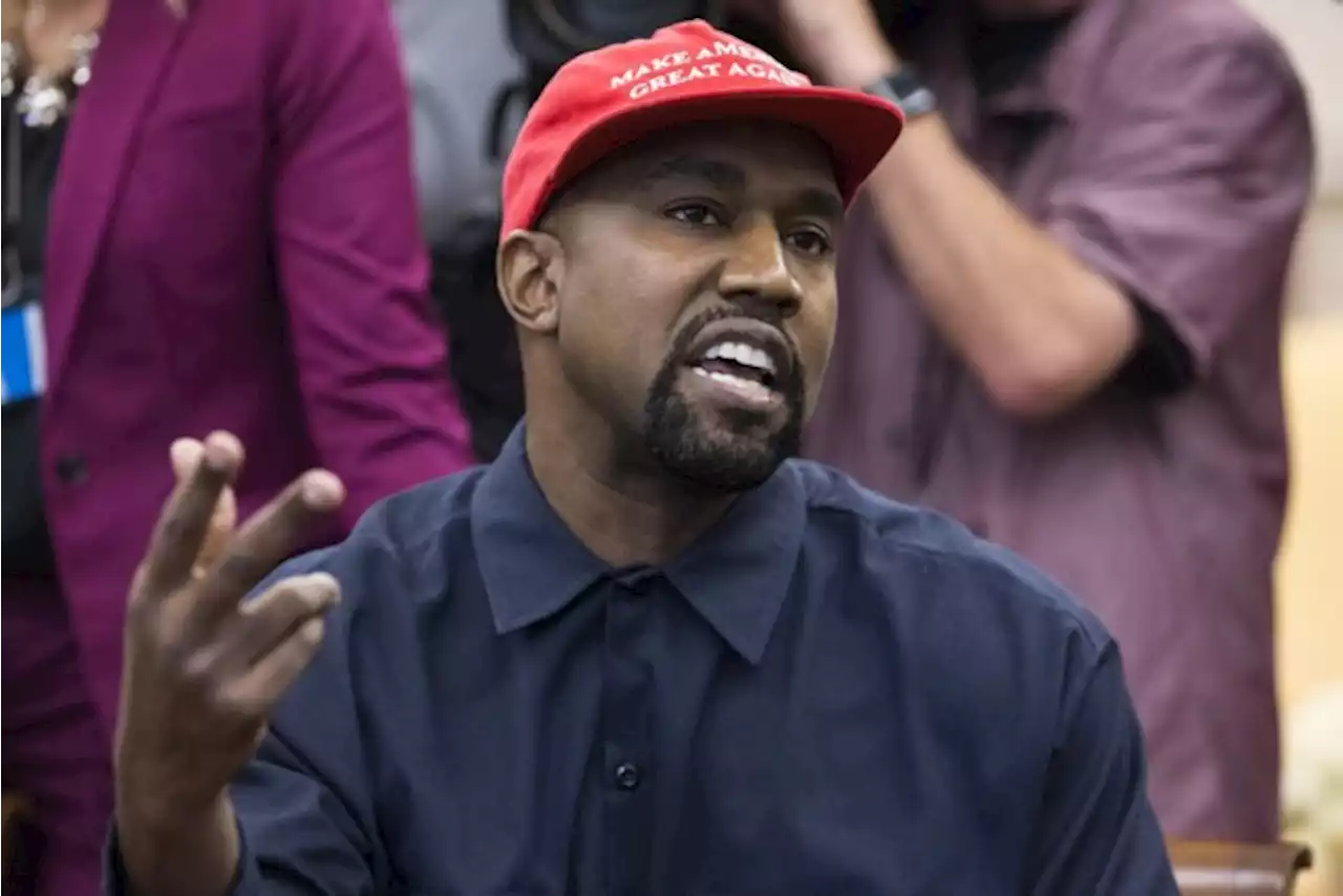 Kanye West levenslang verbannen door bootverhuurbedrijf uit Venetië: “Niet bewust van obsceniteiten”