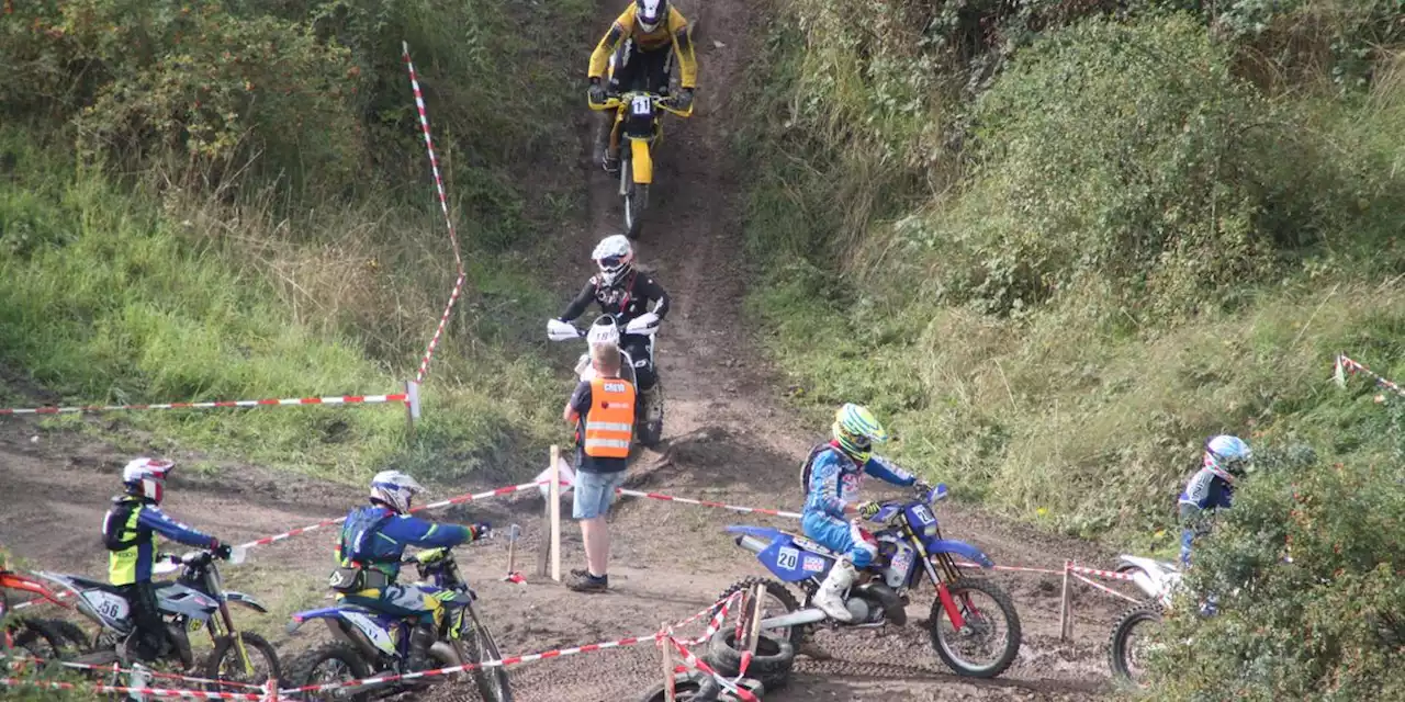 Rasant über die Buckelpiste: Die Bilder zum spannenden Enduro-Rennen in Westheim