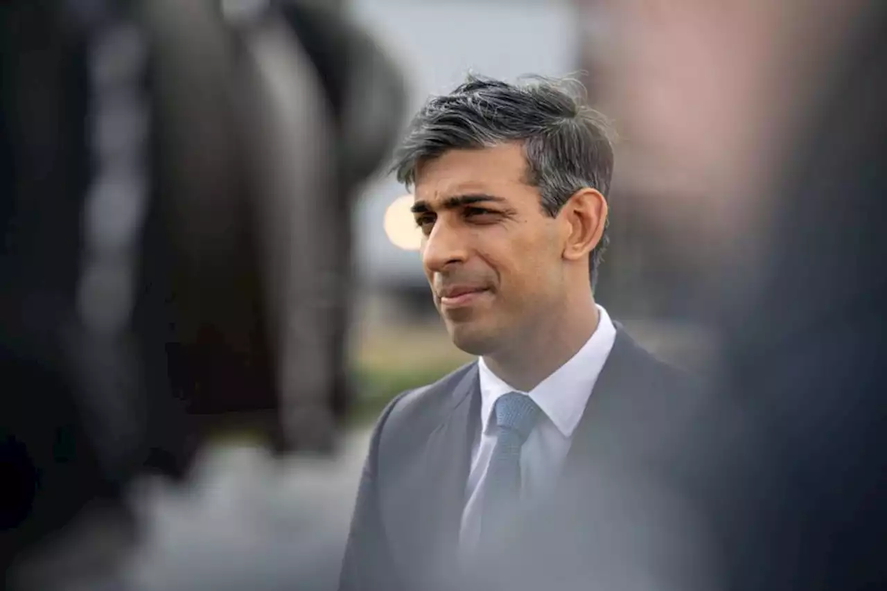 Rishi Sunak ‘set to overturn onshore wind farm ban amid party pressure’