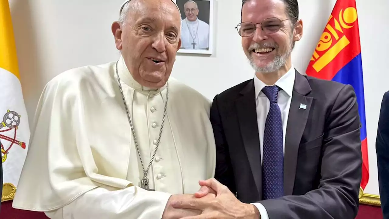 Encuentro del Papa Francisco y el embajador argentino en China