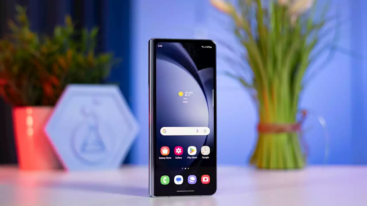 Samsung's gentle Galaxy Z Fold 5 giant scores an incredible $300 discount with no strings attached