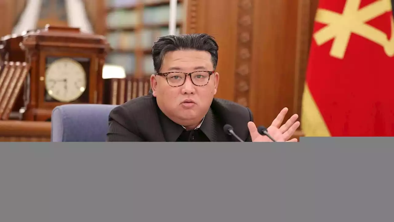 Kim Jong-un vai encontrar-se com Putin para discutir apoio militar