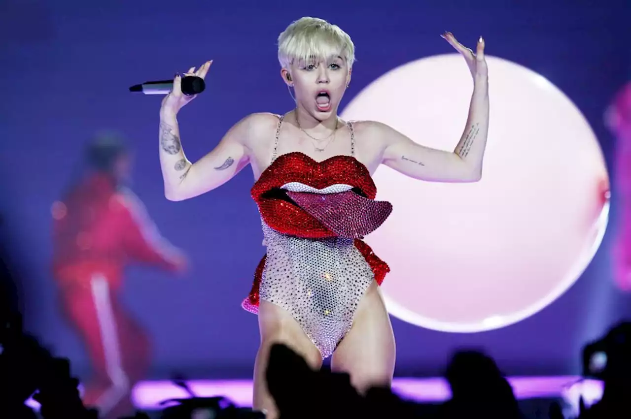 Miley Cyrus Says She 'Didn't Make a Dime' Off of Her Bangerz Tour