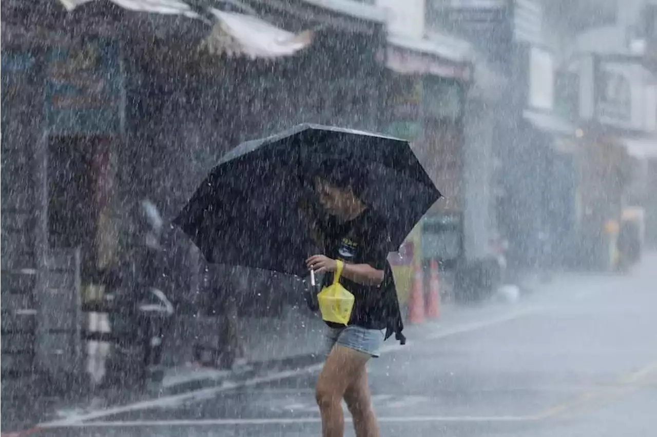 Typhoon Haikui sweeps across Taiwan, weakens to a severe storm