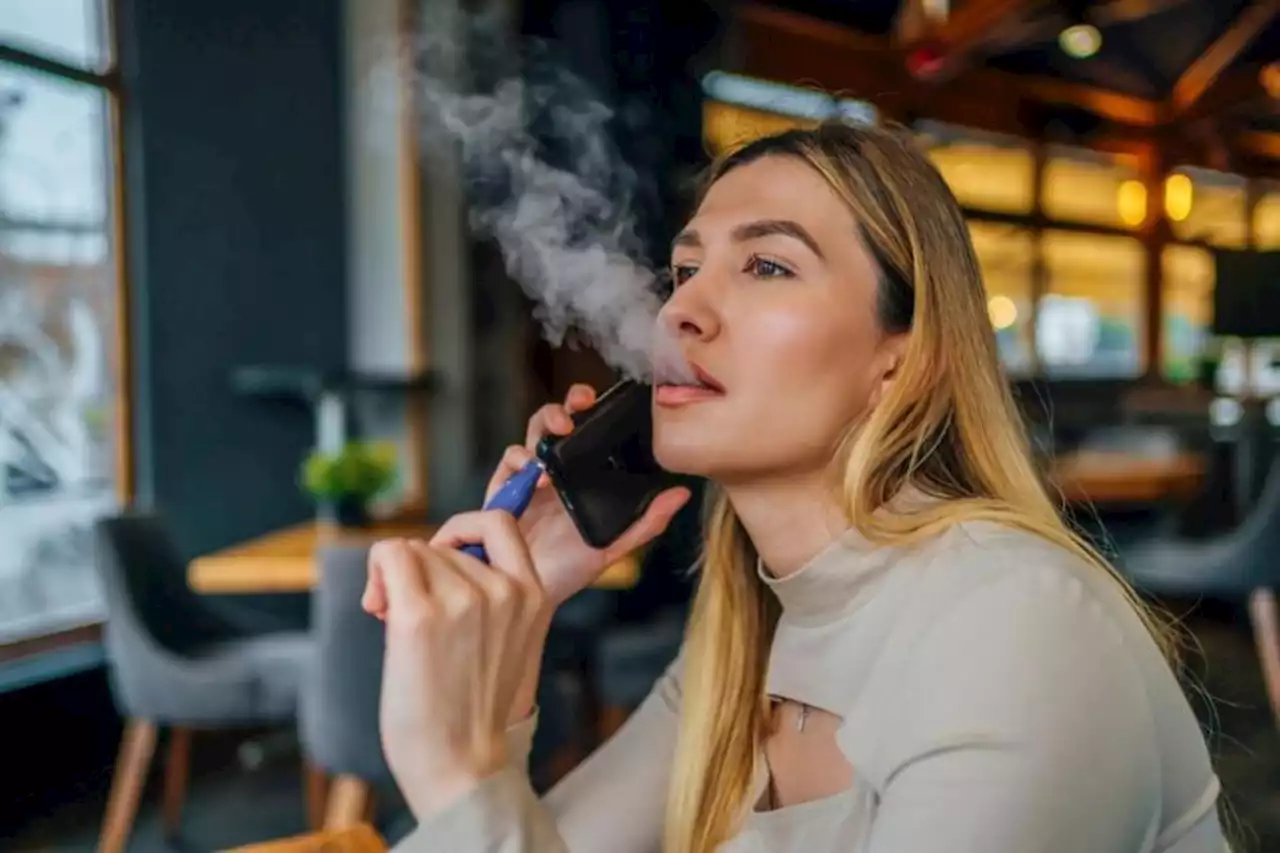 France to ban disposable vapes under national anti-smoking plan