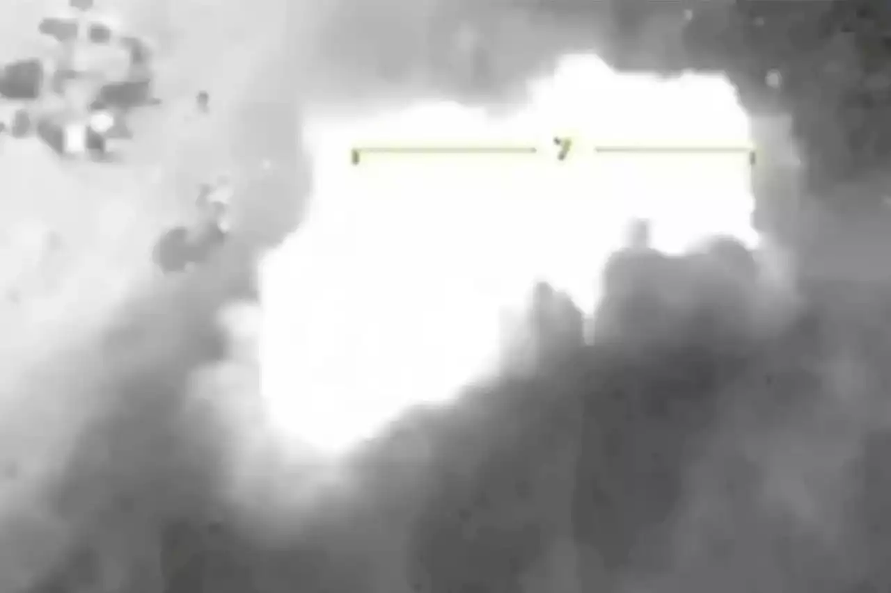 Moment Ukraine wipes out Russian patrol boat in kamikaze drone attack