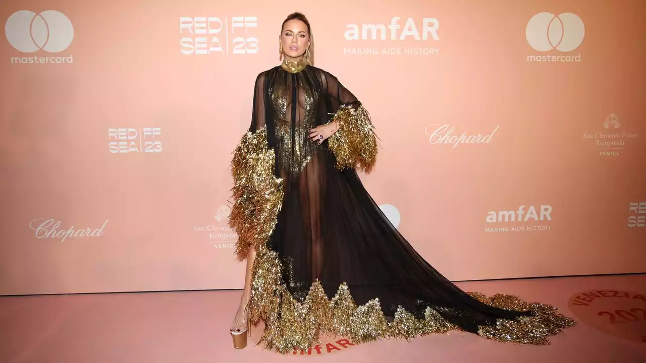 Venezia 2023, i look sfavillanti delle celeb all'amfAR Gala