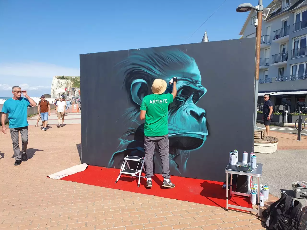 Les œuvres des graffeurs encore visibles cette semaine sur l'esplanade de Mers-les-Bains