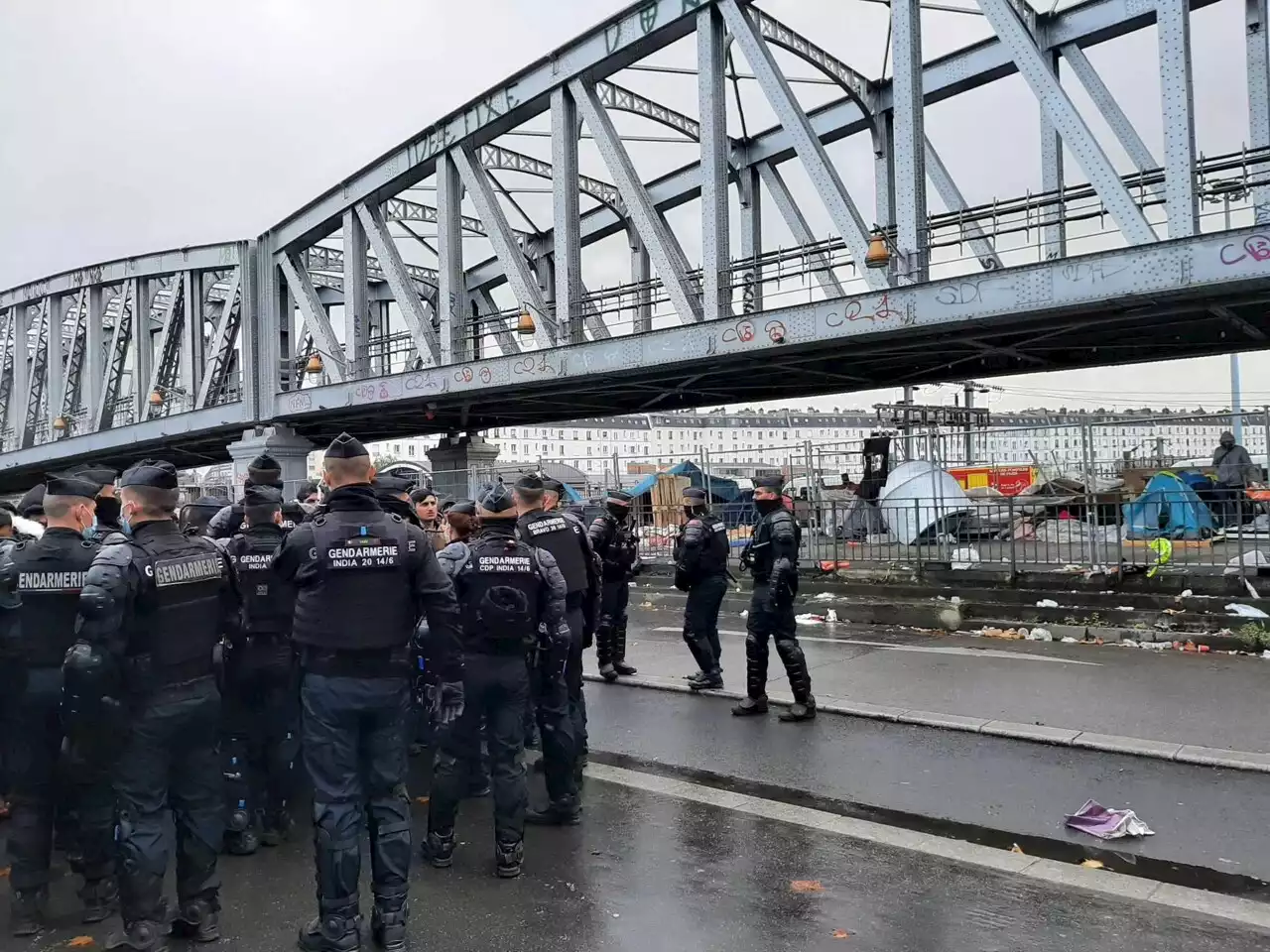 Paris : évacuation d'un camp de plus de 480 personnes à Stalingrad