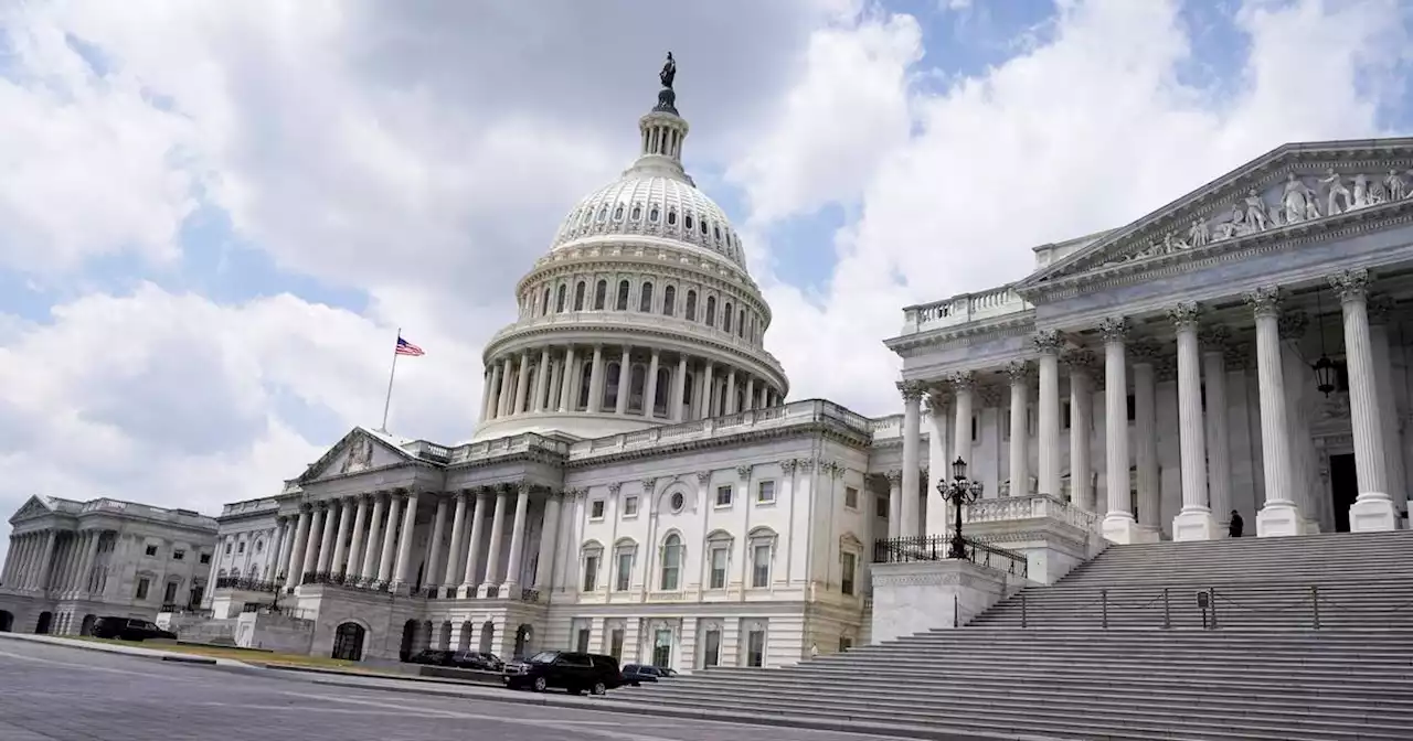 Congress returns to Capitol Hill with some Republicans threatening a government shutdown