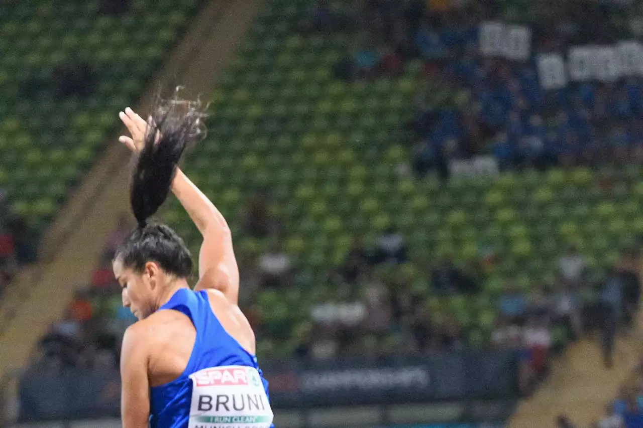 Salto con l'asta, Roberta Bruni record italiano