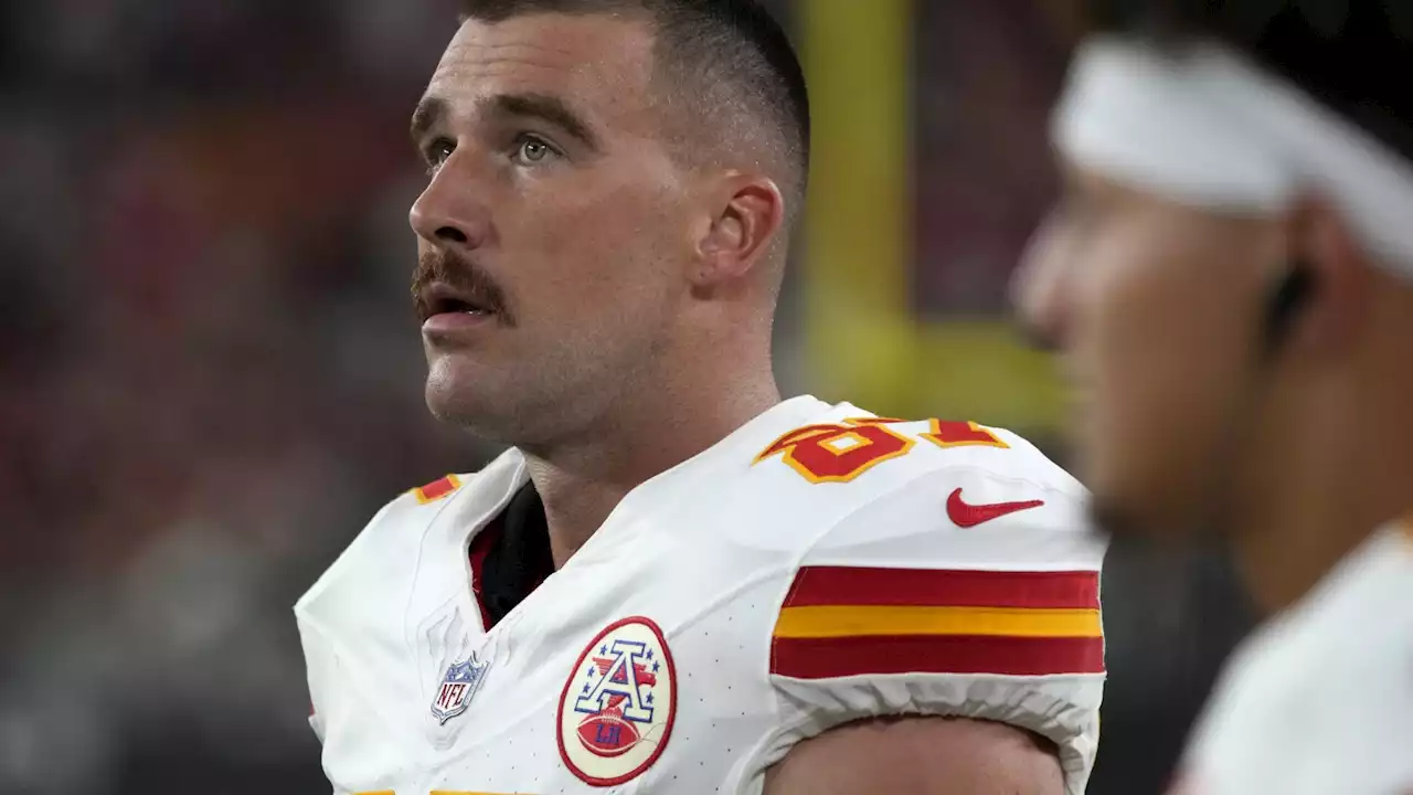 Chiefs' All-Pro TE Travis Kelce hyperextends knee in practice for opener vs Detroit