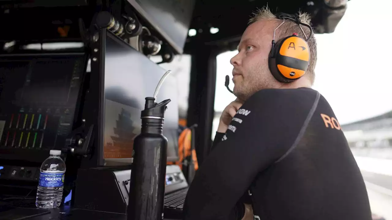 Felix Rosenqvist parts ways with McLaren to replace Pagenaud at Meyer Shank Racing