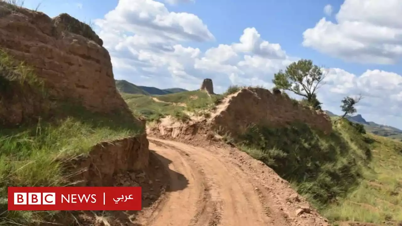 تضرر سور الصين العظيم بأيدي عاملي بناء أرادا شق طريق مختصر