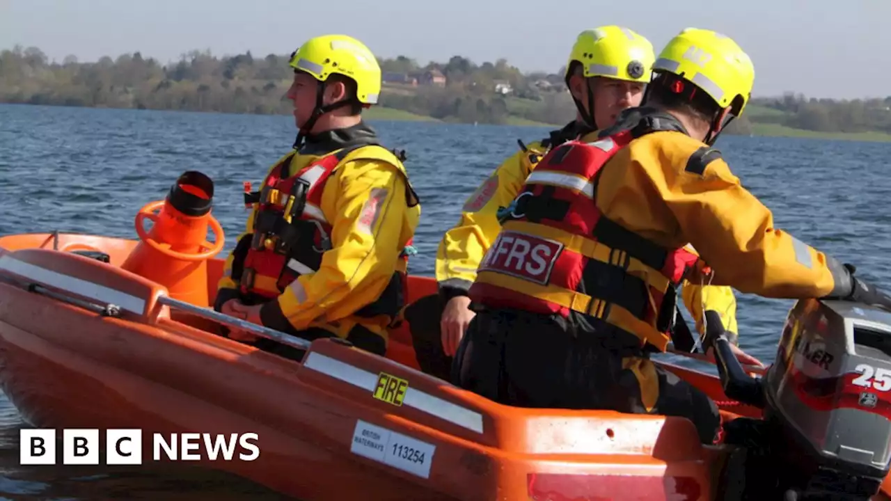 Four stranded people rescued from Kingsbury island