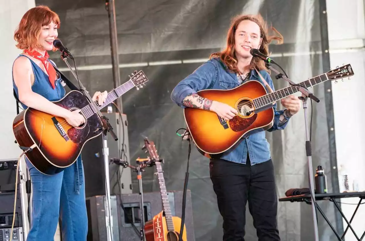 7 Must-Hear New Country Songs: Billy Strings, Molly Tuttle, Larry Fleet, Carter Faith & More