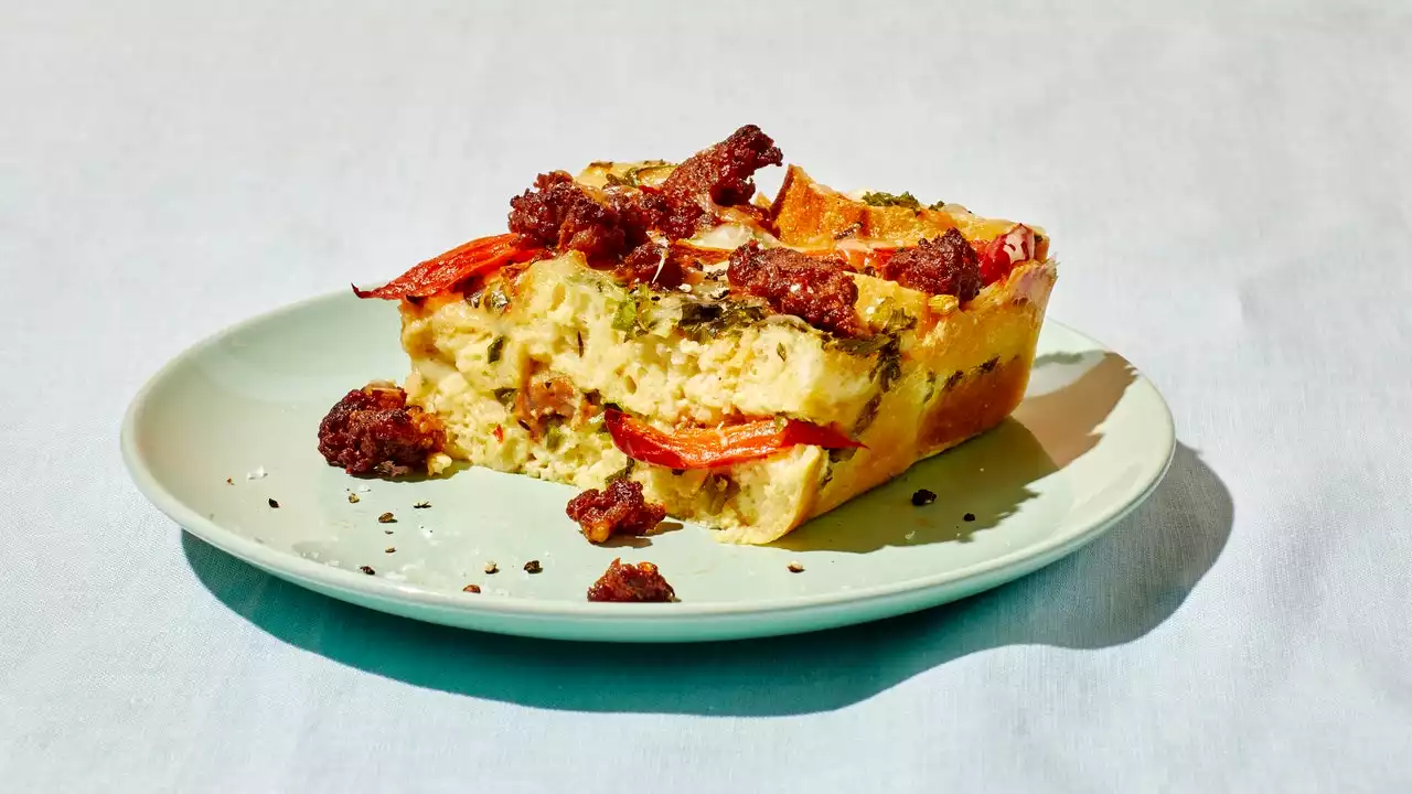 Cheesy Sausage Breakfast Casserole