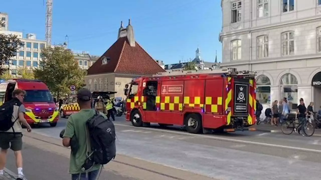 Stor udrykning i København: Røgudvikling fra ejendom