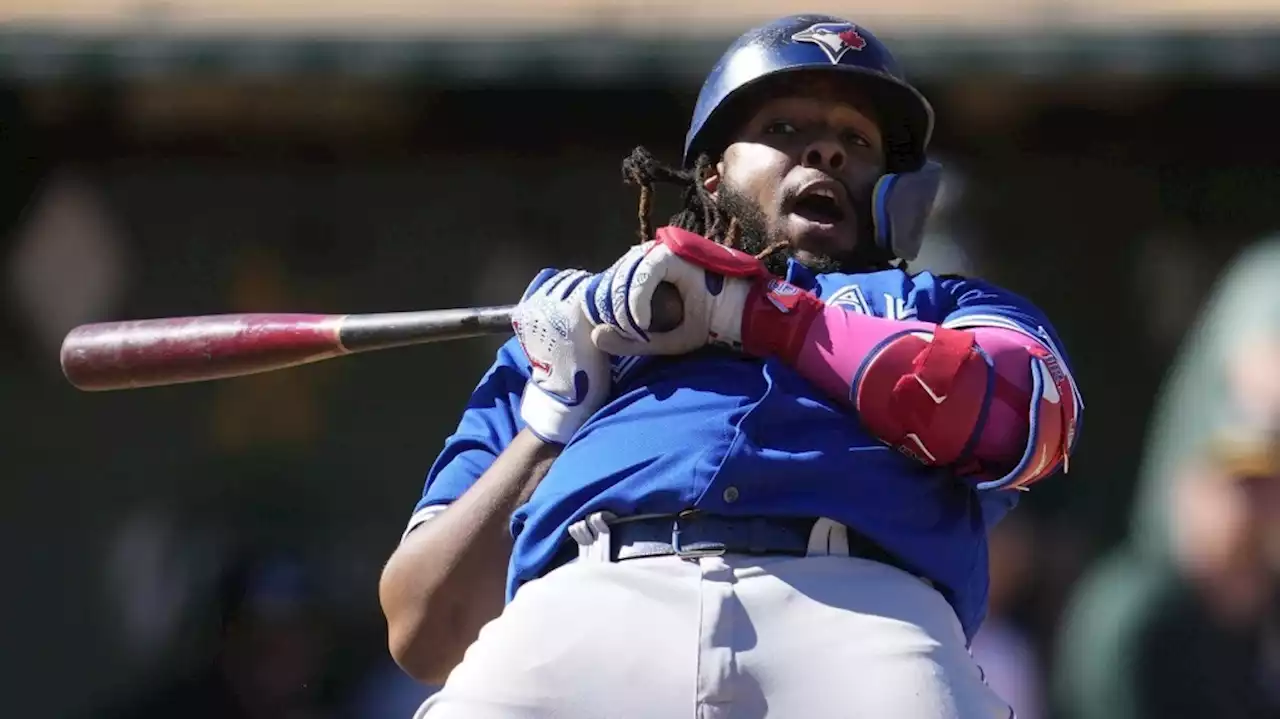 Blue Jays score three runs in 10th, beat Athletics 6-5