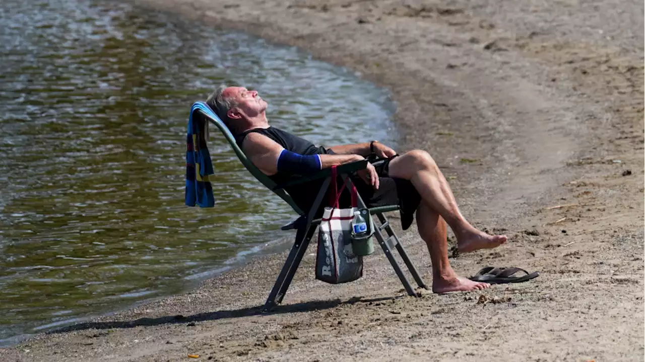 It could feel like 40 today as 'atypical' heat warnings issued for much of Ontario