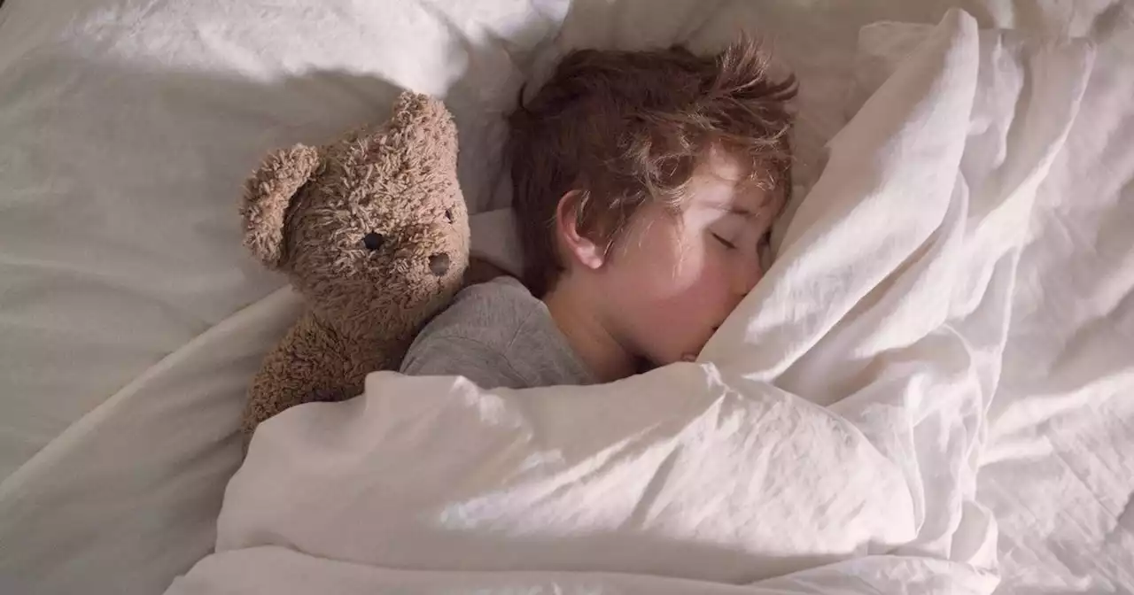 Sleep expert recommends tasty snack that helps children drift off easier