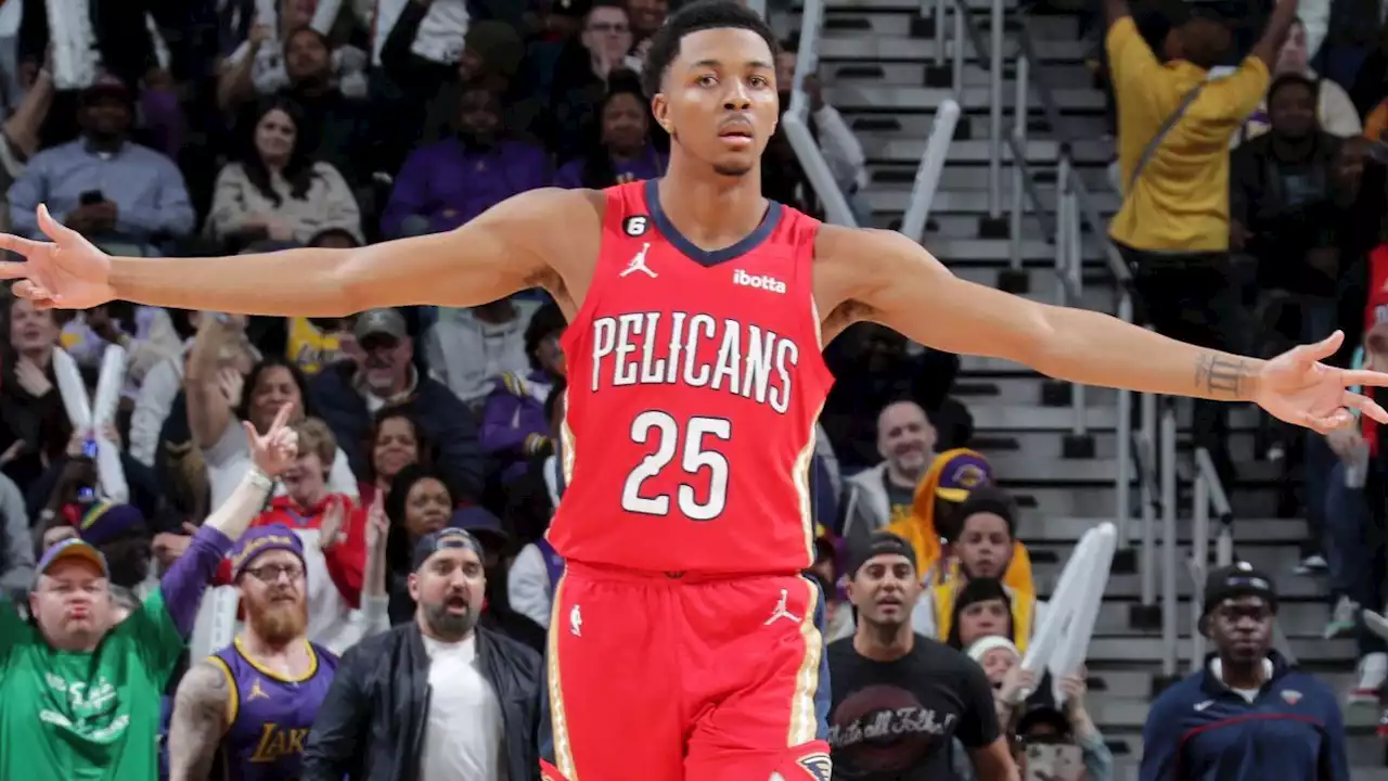 Sources: Pels' Murphy has injury to left meniscus